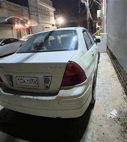 سوزوکی لیانا